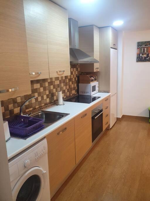 4F, Aire Acondic, 80M2, 2 Dormitorios, 4 Huespedes, Wifi Gratis Ла-Линеа-де-ла-Консепсьон Экстерьер фото