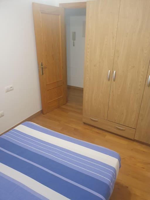 4F, Aire Acondic, 80M2, 2 Dormitorios, 4 Huespedes, Wifi Gratis Ла-Линеа-де-ла-Консепсьон Экстерьер фото